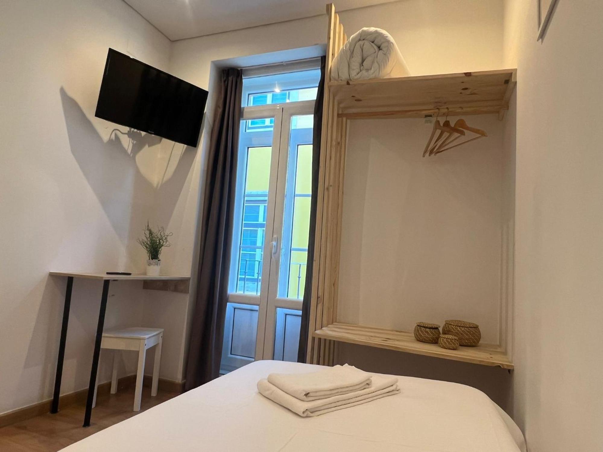 Bairro Alto Hostel Lisbon Exterior photo